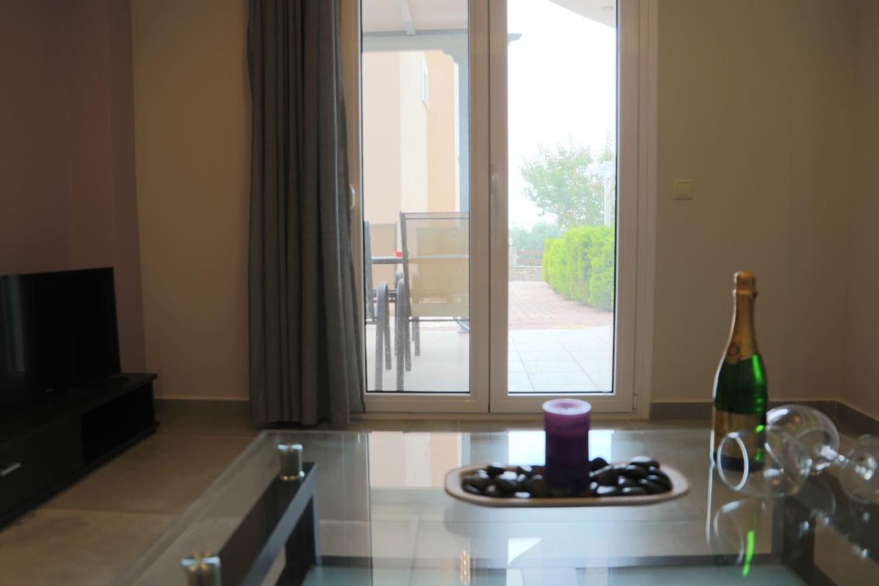 Deluxe Apartments Andreas Limenaria  Extérieur photo